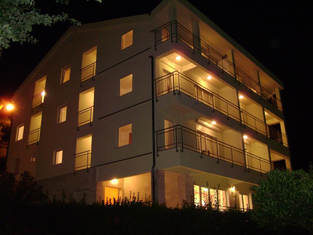 Apartments Petricevic Селце Екстер'єр фото